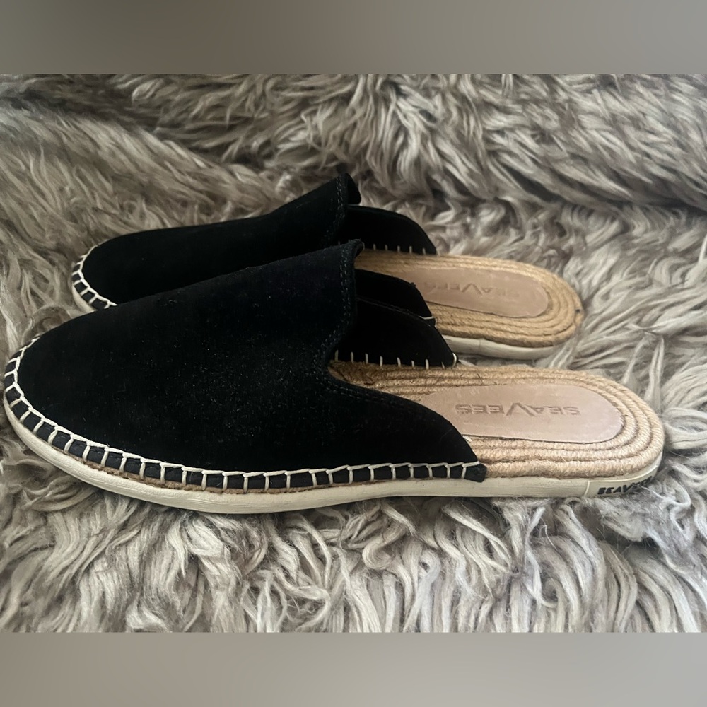 SeaVees Black and Tan Mules